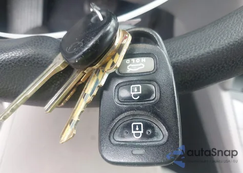 2017 Hyundai Elantra Se z USA, uszkodzony, nr VIN 5NPD74LF0HH166392